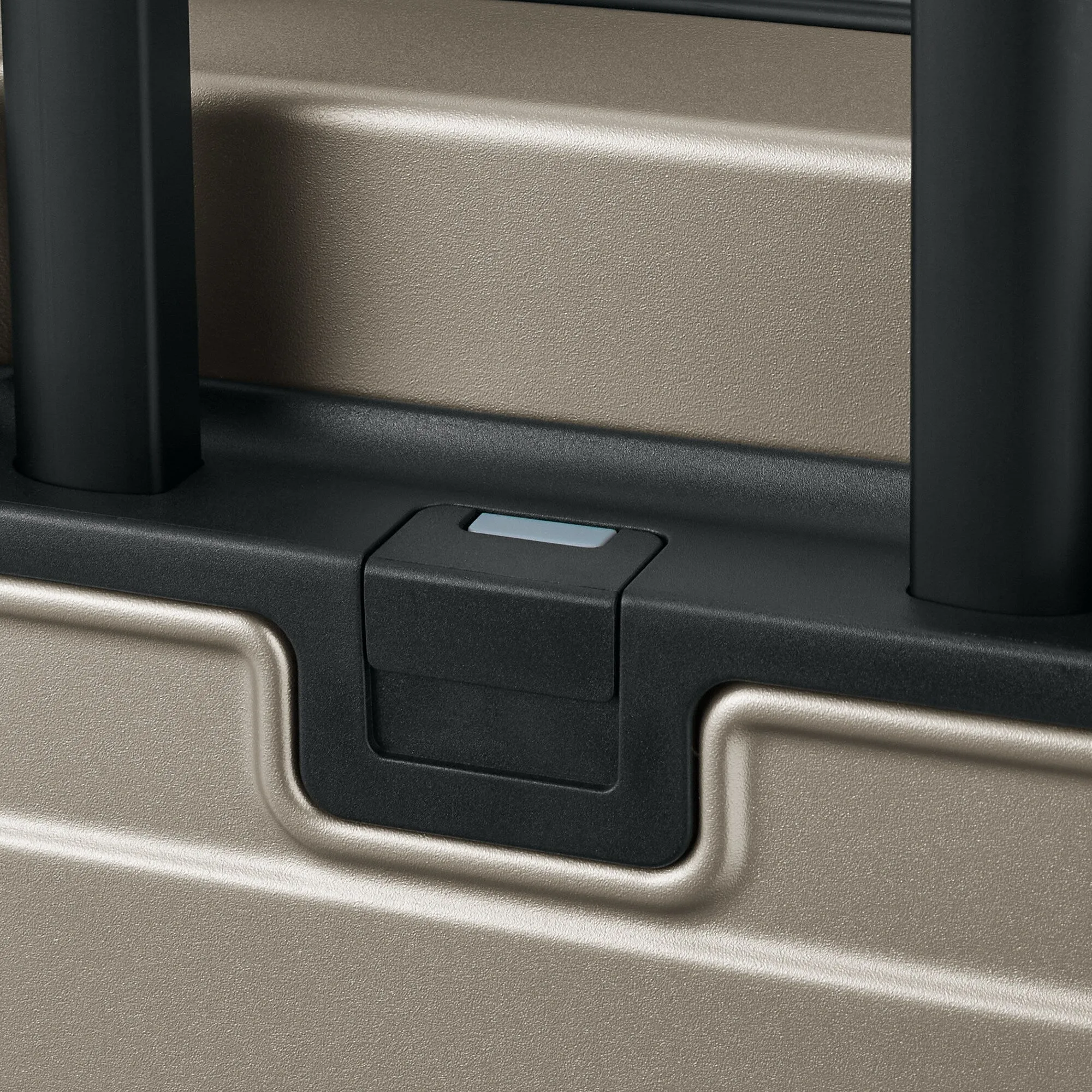 Adjustable Handle Hard Shell Suitcase 20L | Carry-On