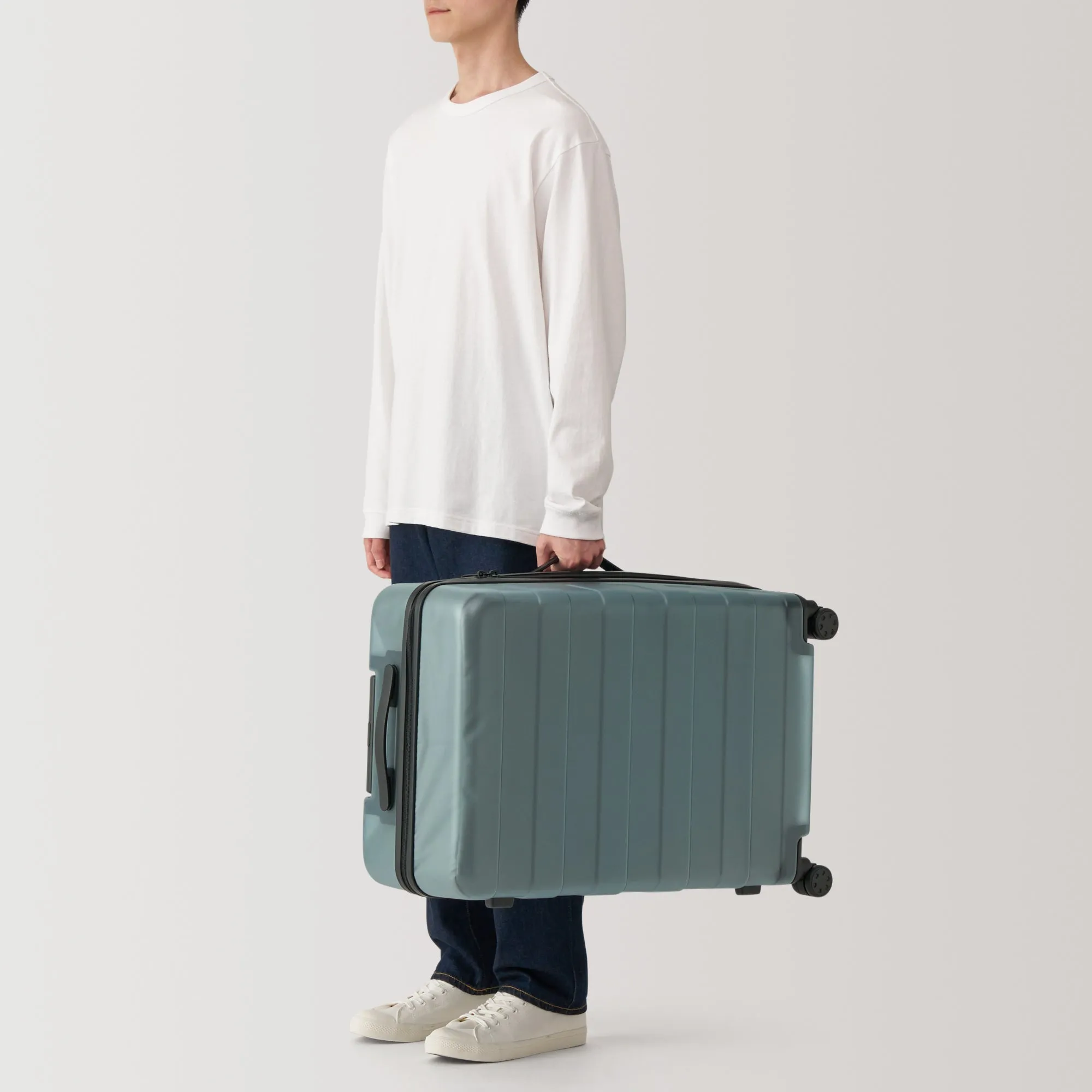 Adjustable Handle Hard Shell Suitcase 75L - Clear | Check-In