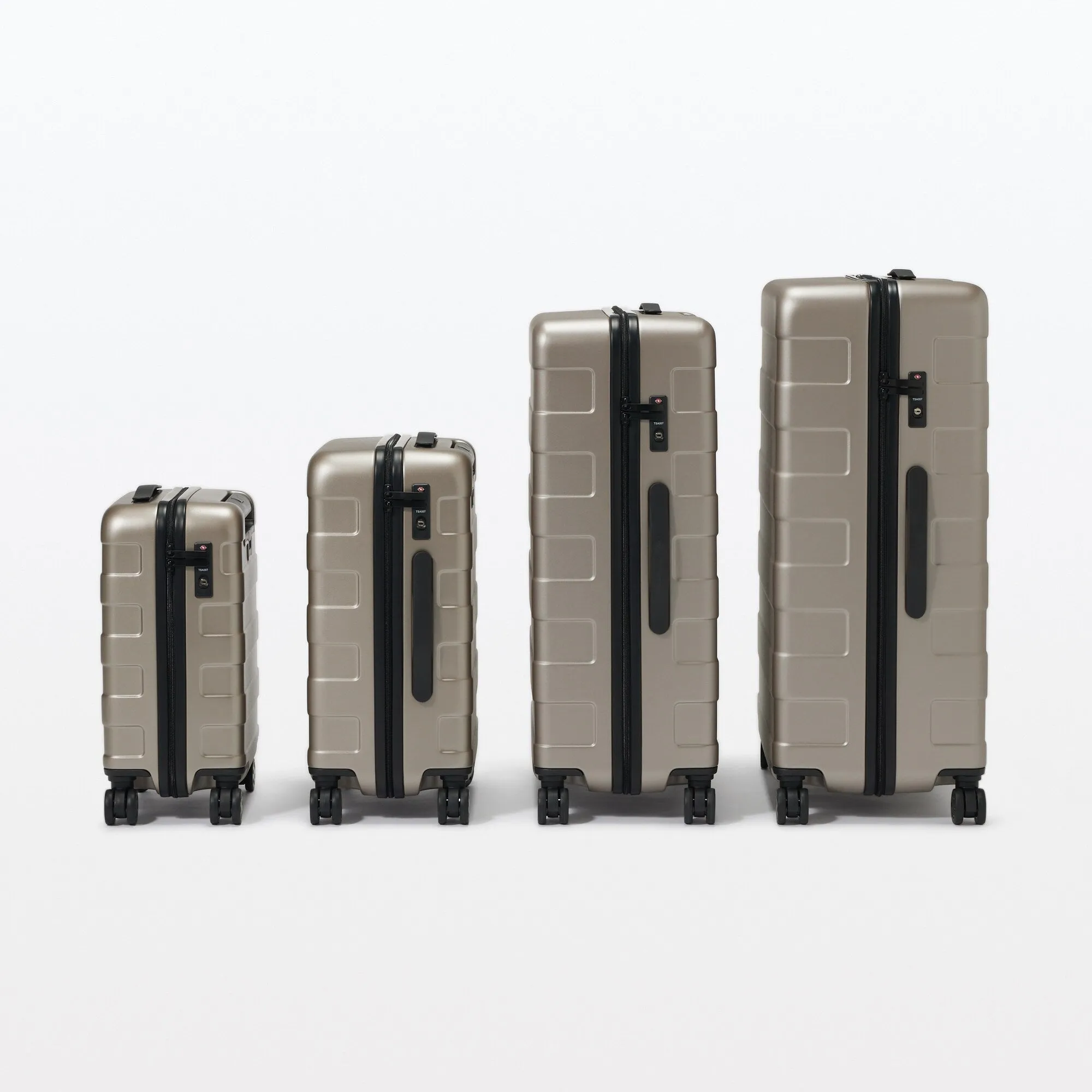 Adjustable Handle Hard Shell Suitcase 75L - Clear | Check-In