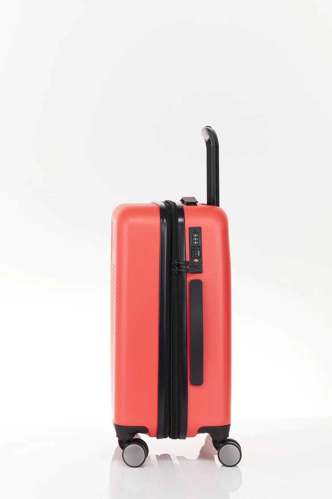 Beech 55cm Suitcase