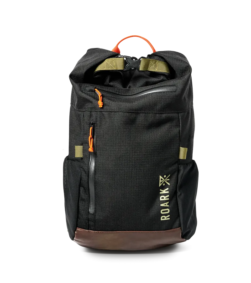 Day Trip Passenger 27L Bag - Black