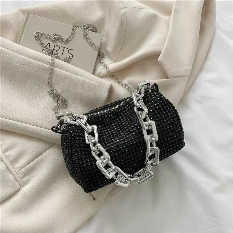 Glamourista Chic Handbag – Stylish Accessory