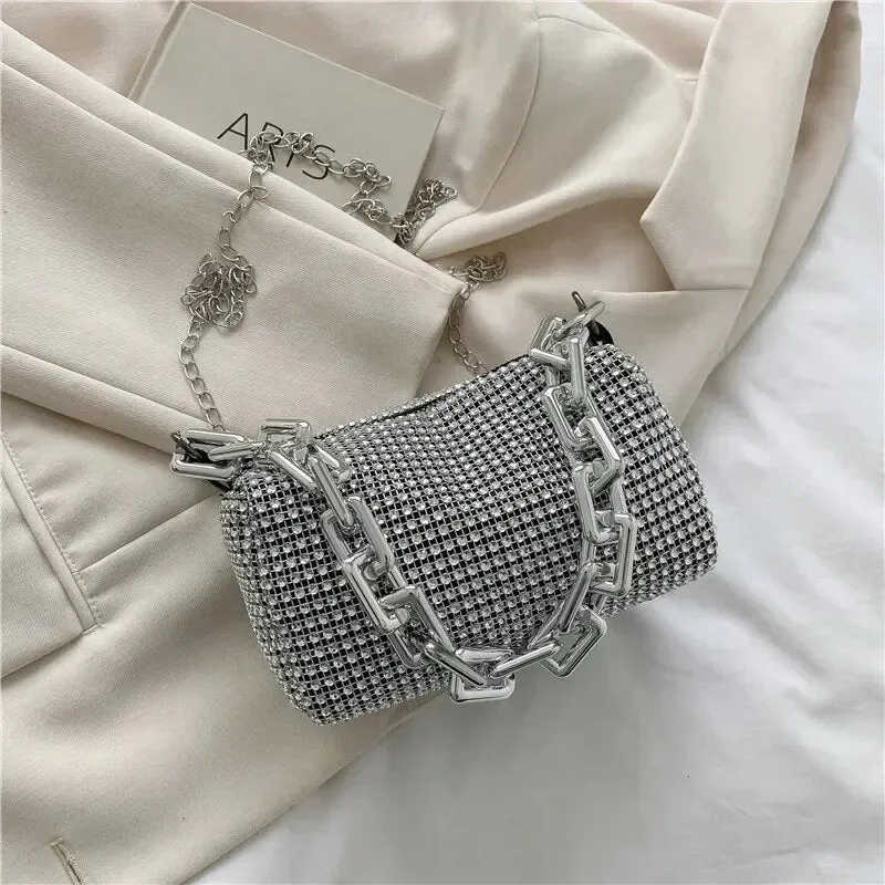 Glamourista Chic Handbag – Stylish Accessory