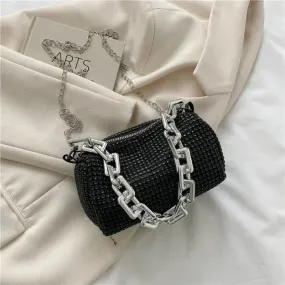 Glamourista Chic Handbag – Stylish Accessory