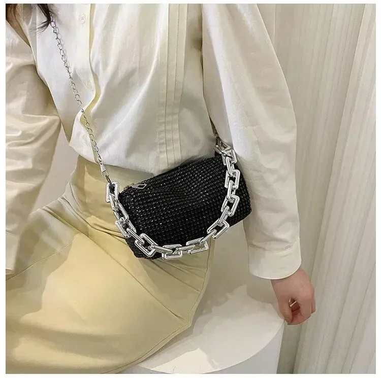 Glamourista Chic Handbag – Stylish Accessory