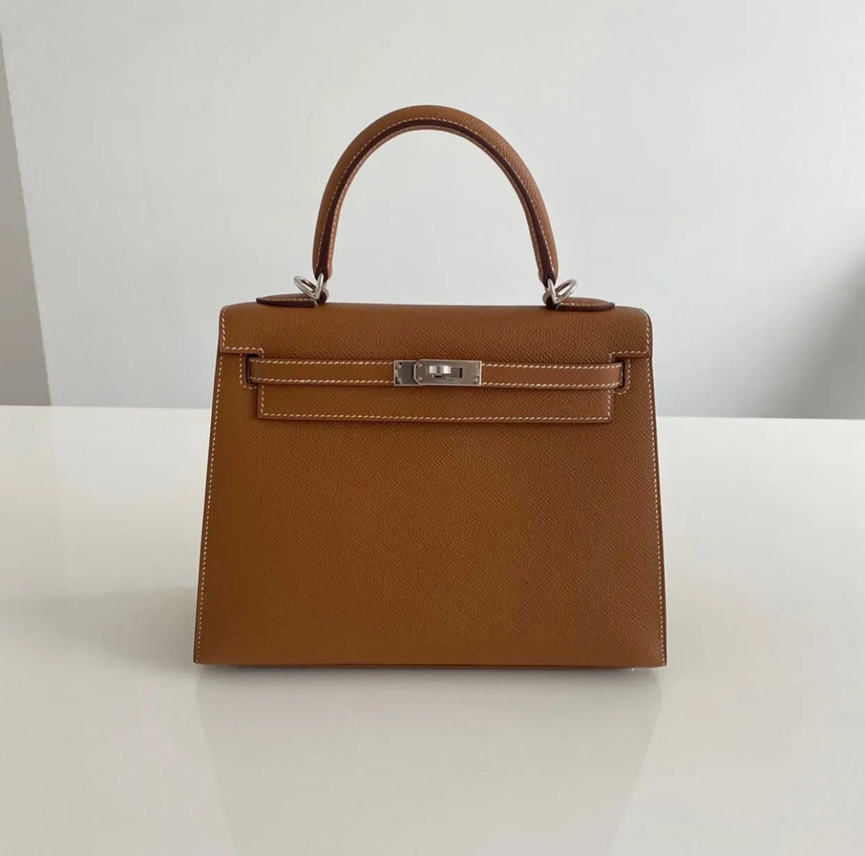 Hermès Kelly 25 Gold Epsom Palladium Hardware
