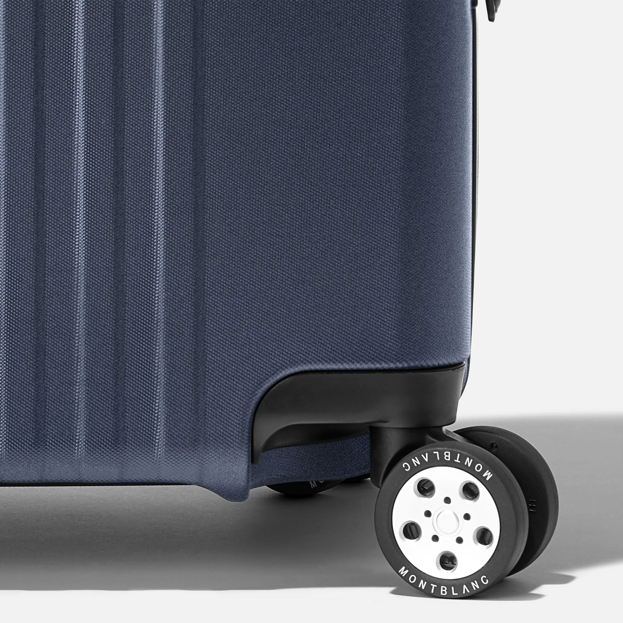 Montblanc MY4810 Cabin Compact Trolley