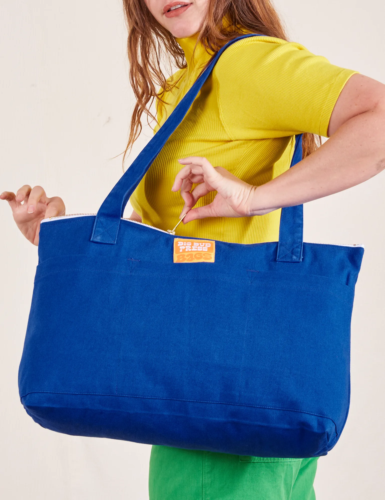 XL Zip Tote
