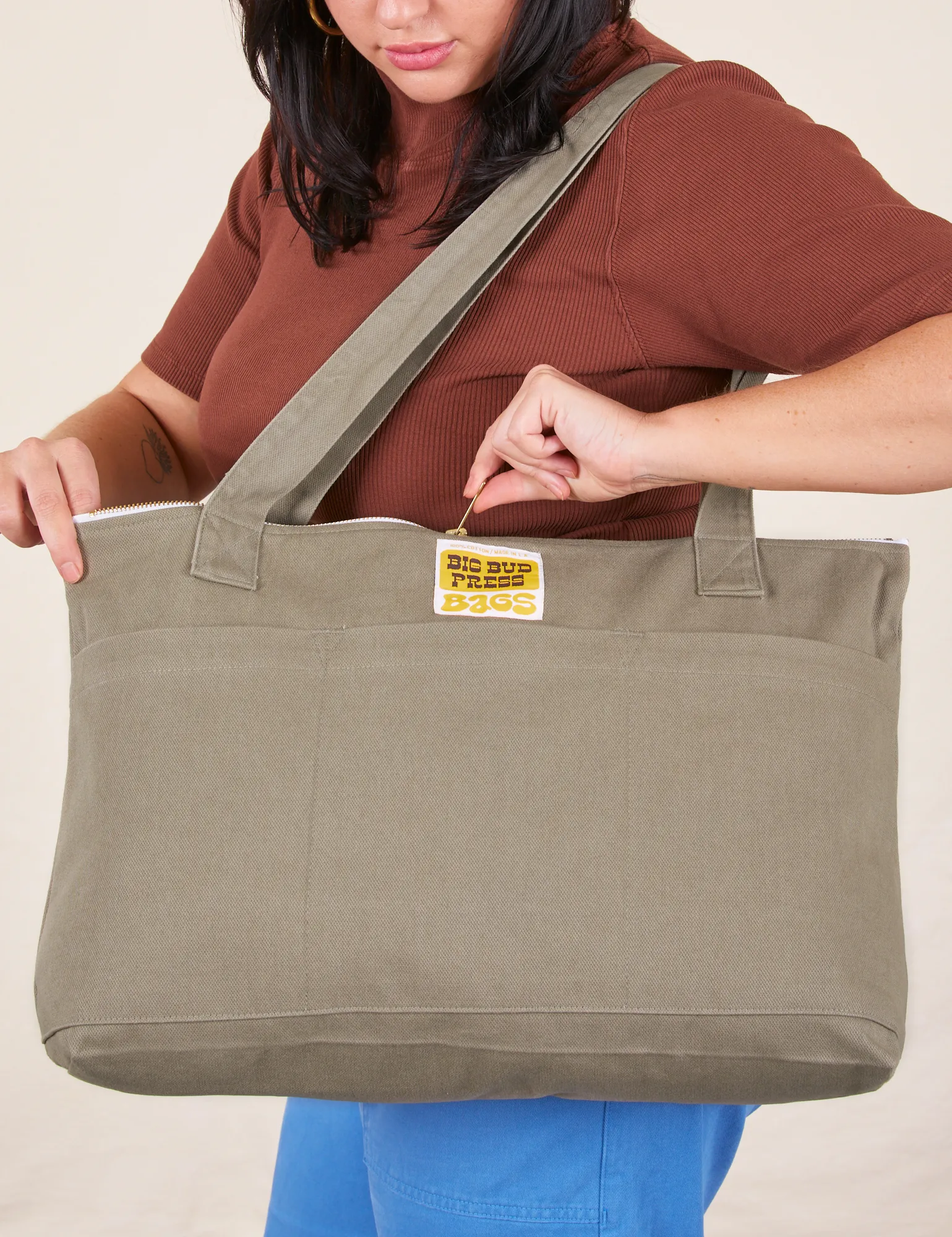 XL Zip Tote