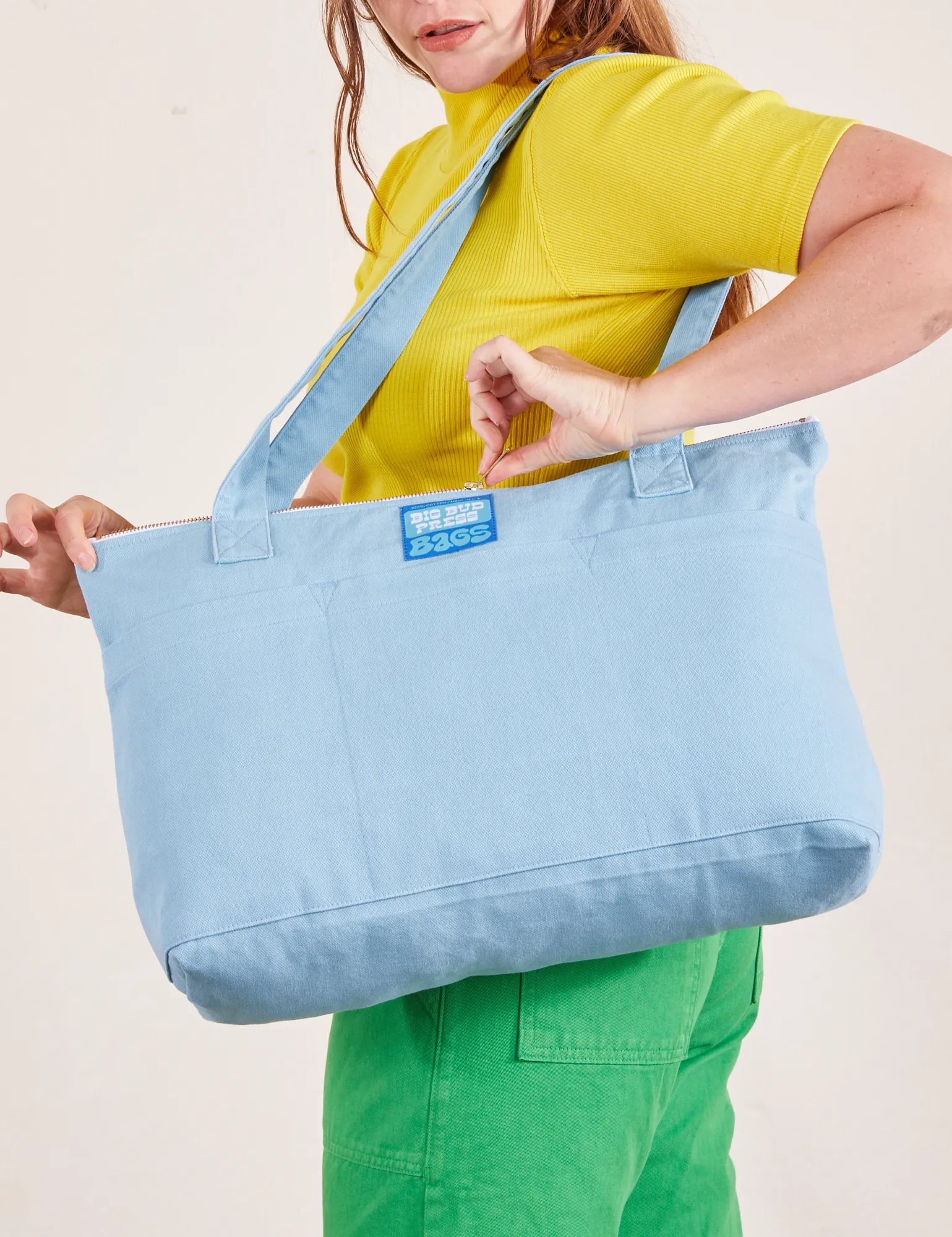 XL Zip Tote