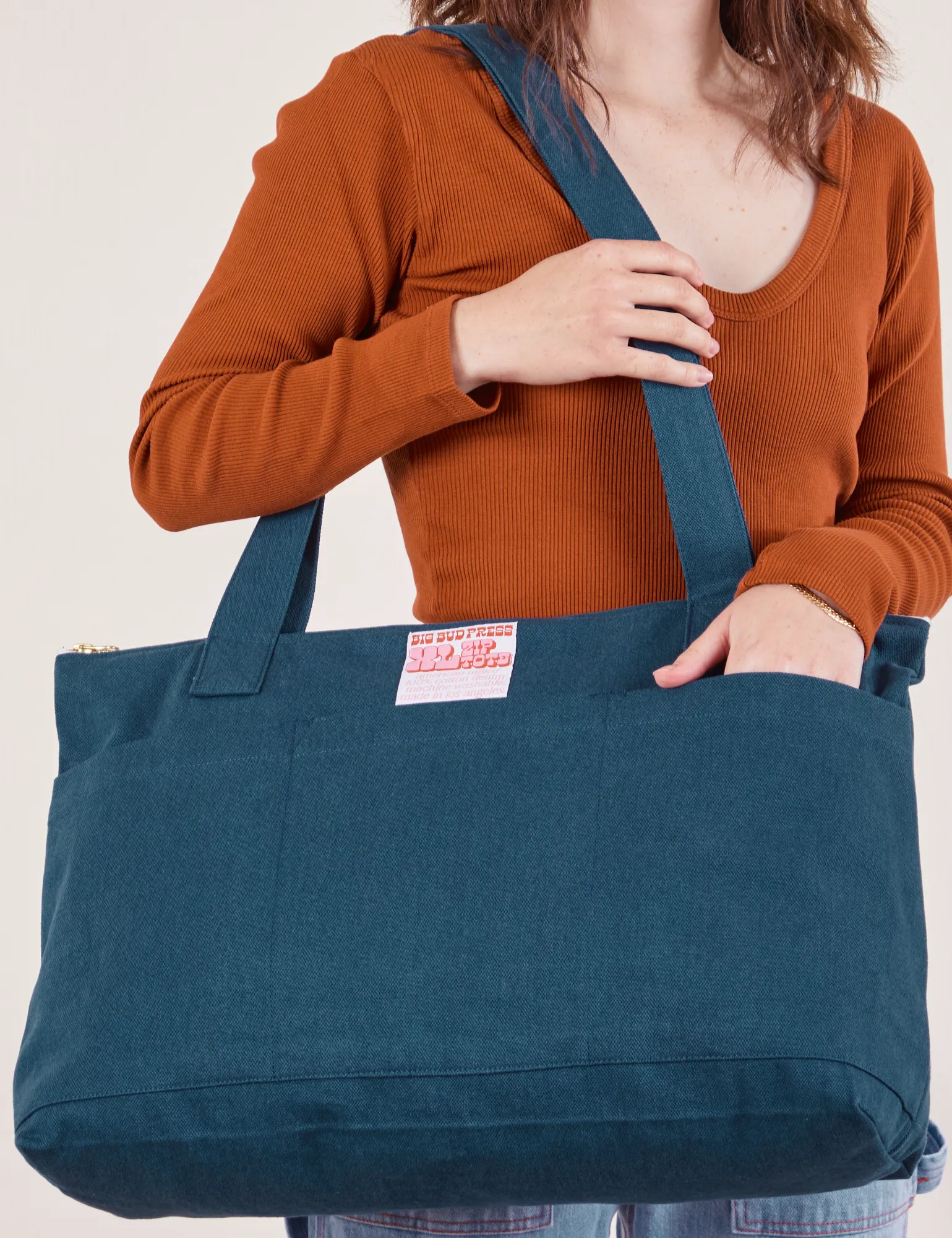 XL Zip Tote