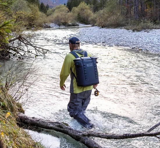 Yeti - Hopper M20 Soft Backpack Cooler - Navy